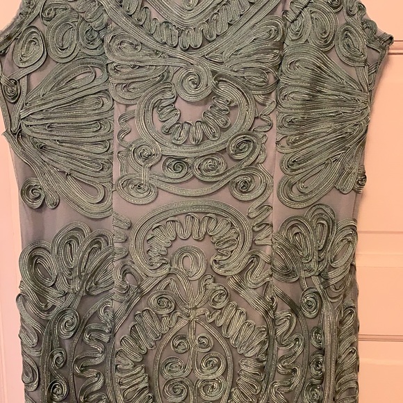 Beautifully embroidered mid calf dress. - Picture 2 of 6